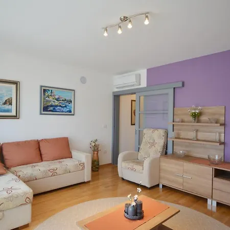 Apartment Emma Rovinj