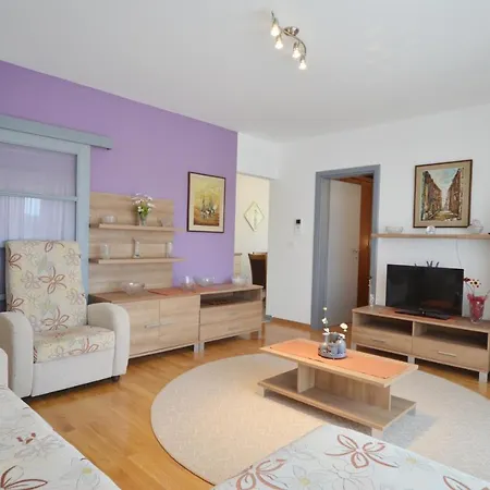 Apartment Emma Rovinj